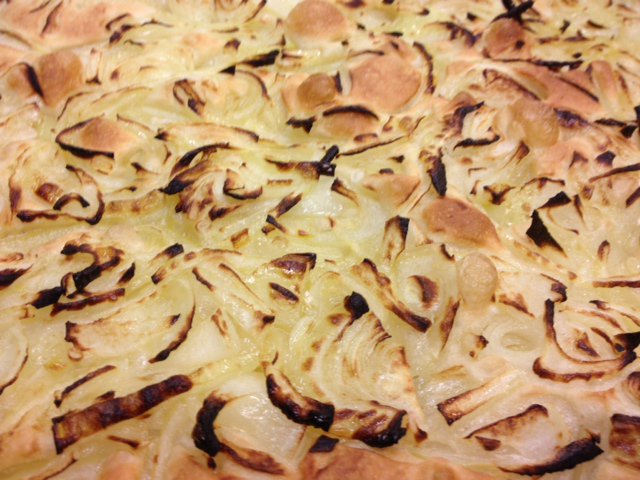 MaurizioBarce's tweet photo. passione #focaccia #ristorantevoltalacarta #genova #sief #mauriziopintochef #tradizione #ligure https://t.co/xiER6U4PG7