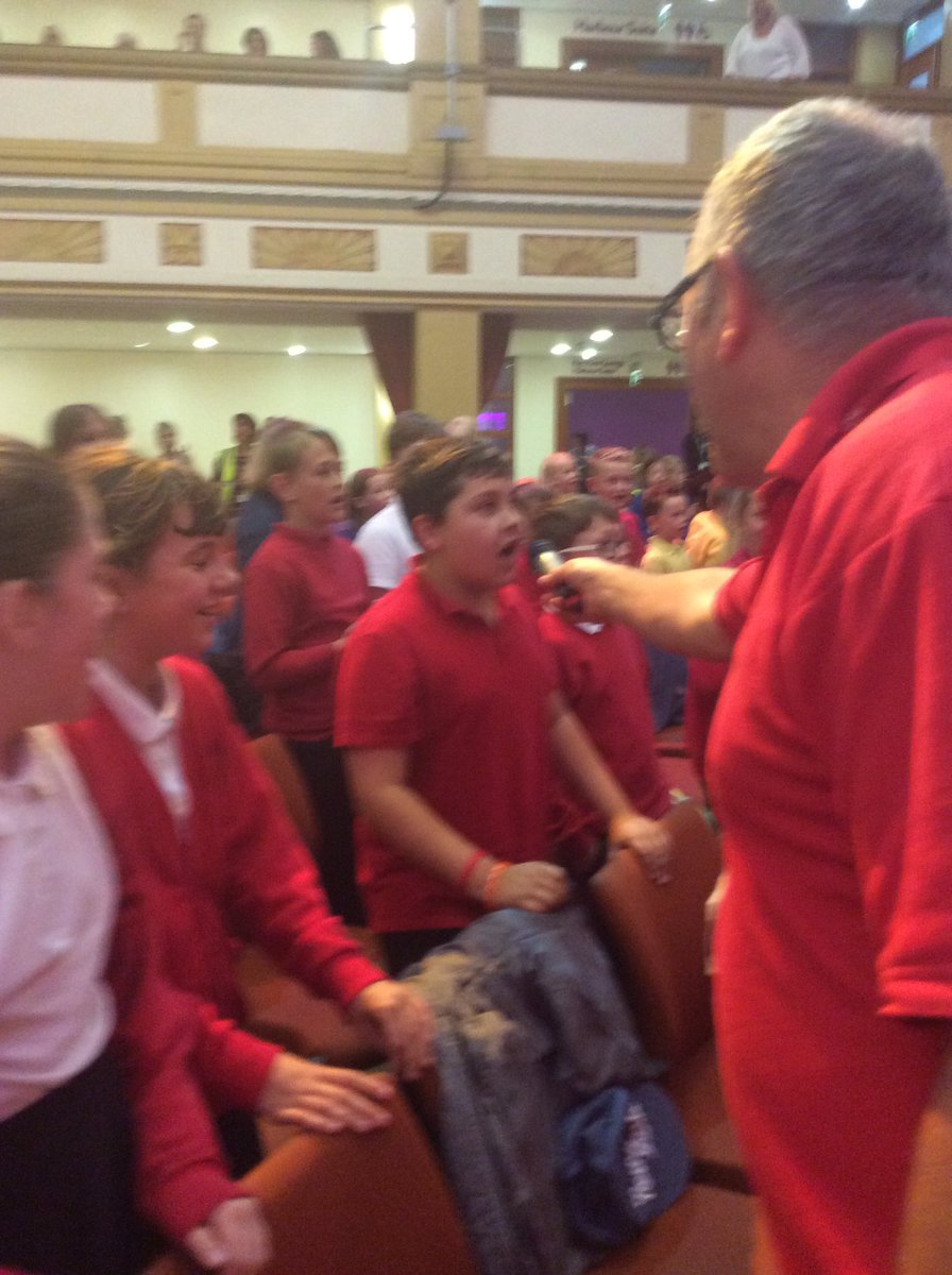 HornshawMrs's tweet photo. Having a fab time at the Brid Big Sing! @missrefoster @BoothferryPS https://t.co/FxnuVBp7z1