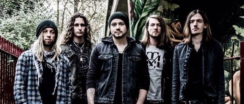 We have <a href="/Fahranmusic/">FAHRAN</a> set for a return to #RF2017 with new music | Join the party in Wakefield this September: seetickets.com/event/redempti…