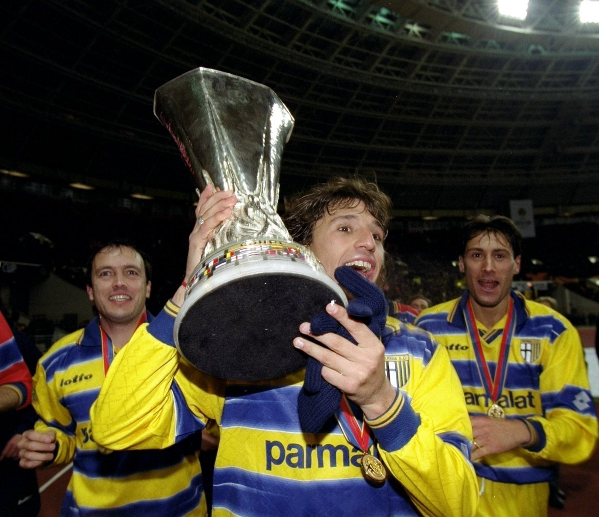 Parma uefa cup Clearance