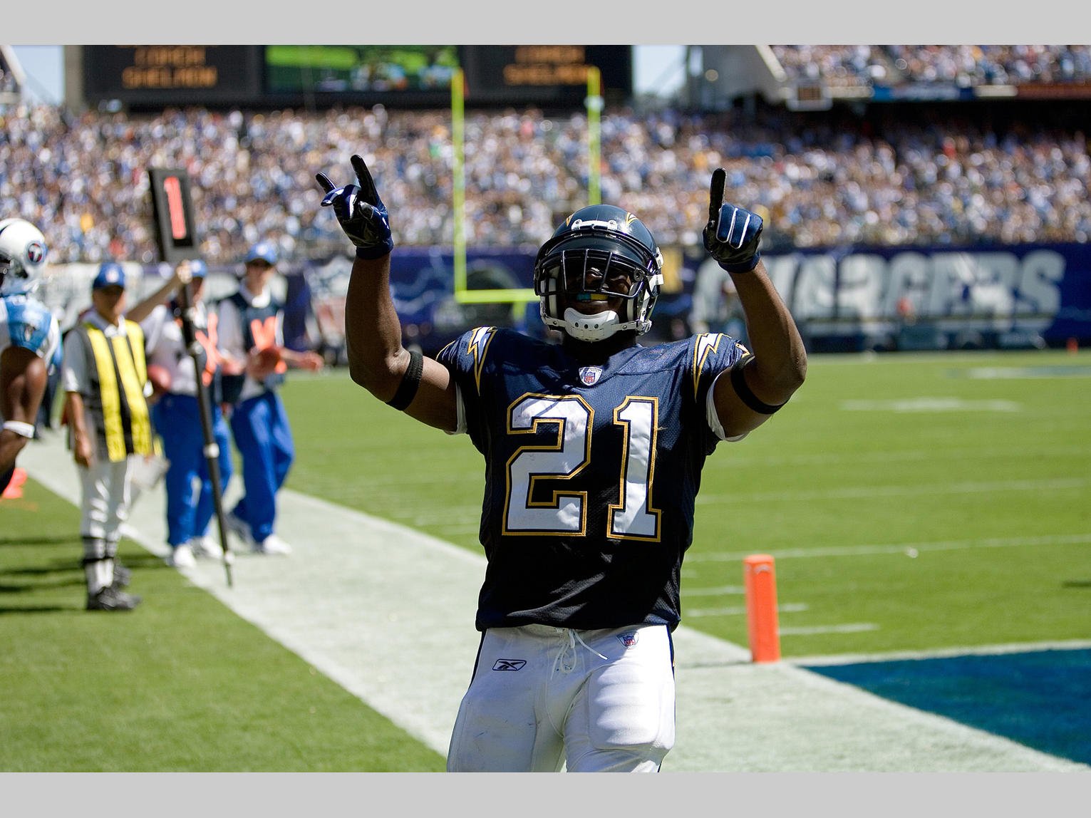 Join us in wishing legend and RB LaDainian Tomlinson a happy 38th birthday!  