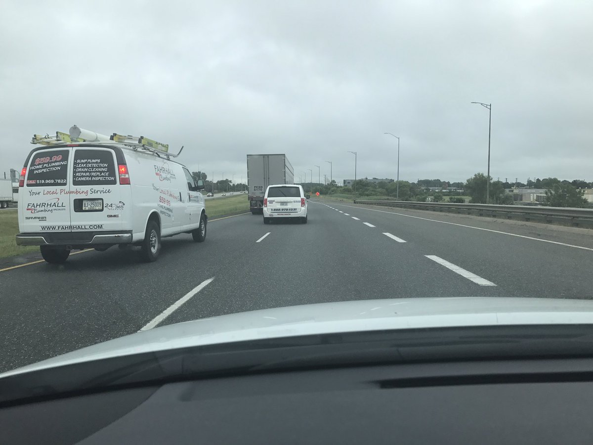 GailNow's tweet photo. #ZipperMerging working well until a taxi straddled 2 lanes causing traffic to back up! Otherwise a success @CityWindsorON Signage is great! https://t.co/outku6zeX0