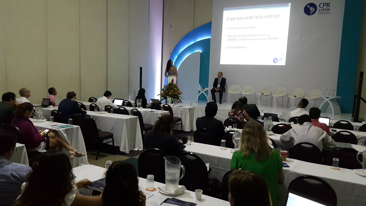 marcioi's tweet photo. Presentation of Renata Santoyo at #cprlatam2017 https://t.co/BjSw00Pqrc