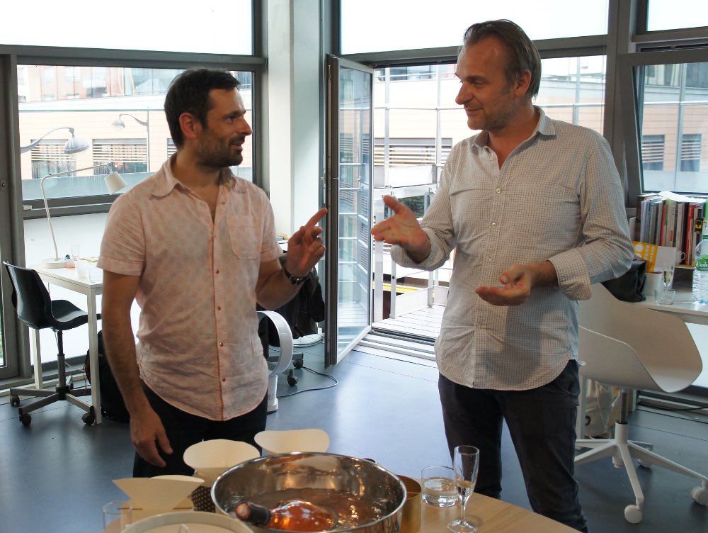 espritdesign's tweet image. LUMIÈRE CÉLESTE BY SAMUEL ACCOCEBERRY POUR DESIGNERBOX X LIGTONLINE blog-espritdesign.com/deco/luminaire… #design #lightonline #designerbox