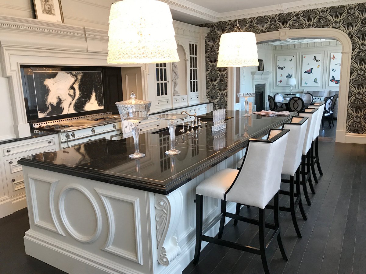 ErnstPainting's tweet photo. Exceptional cabinetry painting by ERNST painting & fine finishes. #ERNST #CGChicago #CliveChristianChicago @CLFC #DoryaChicago https://t.co/WyqgXkNT7L