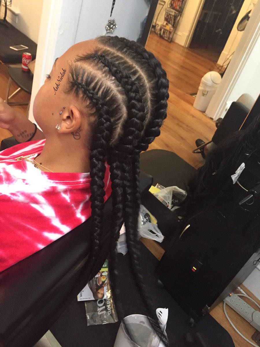 19 year old Cosmetologist trying to build my clientele &amp; grow in my career. I'm located in Durham, NC please RT to help me get exposure 💇🏾