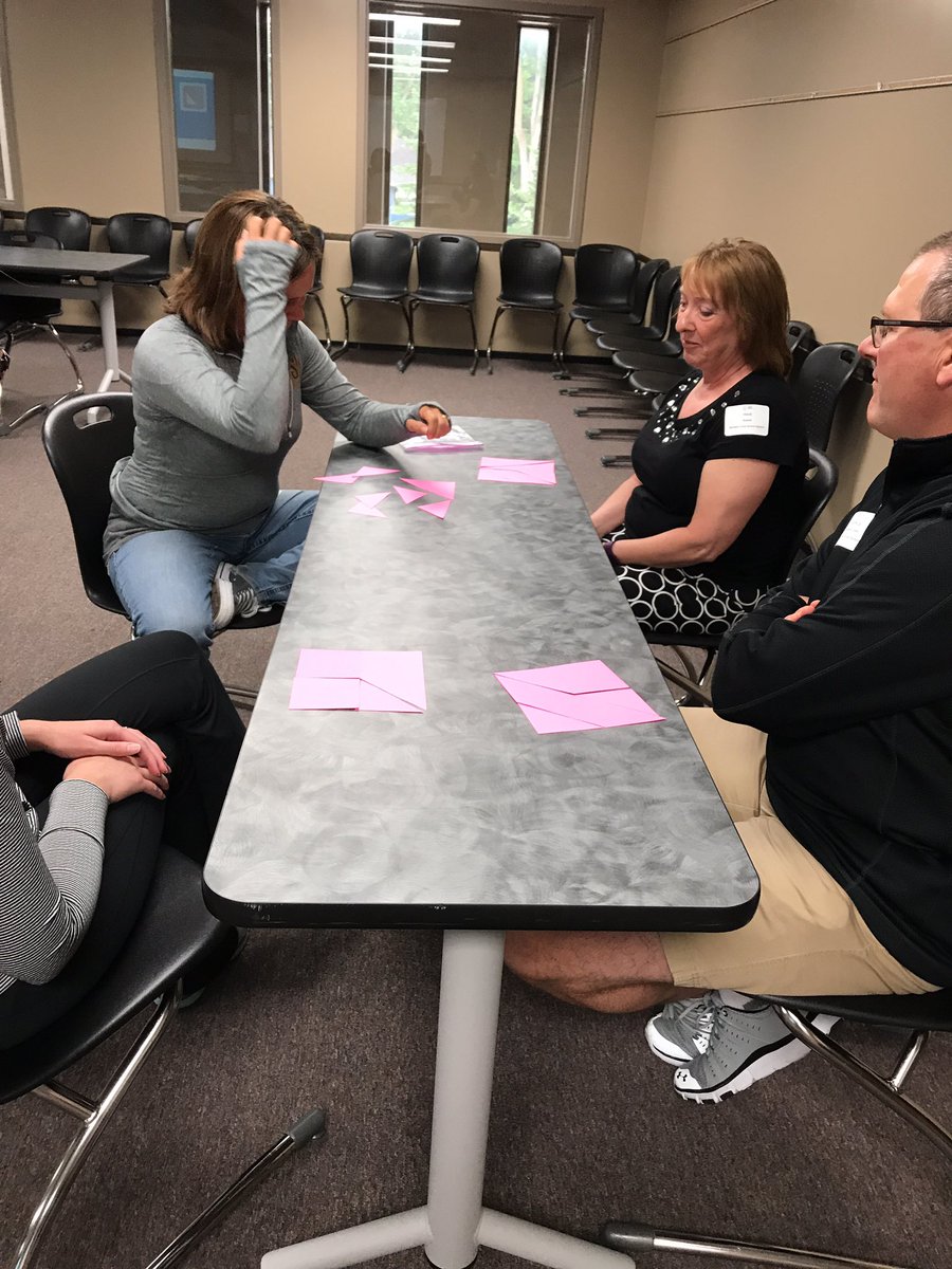 LynnMitzel's tweet photo. Group work in silence with #individual &amp; #group accountability in #JiTmath https://t.co/BuazYhSKAl