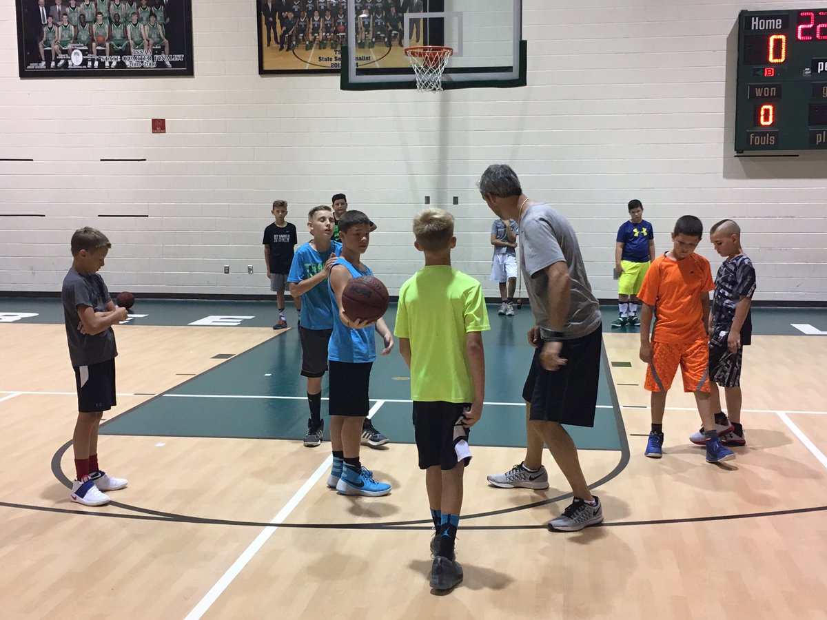 GHSHoops's tweet photo. This guy lovessss teaching basketball!! #coachthefuture https://t.co/bjCymGQ1M0