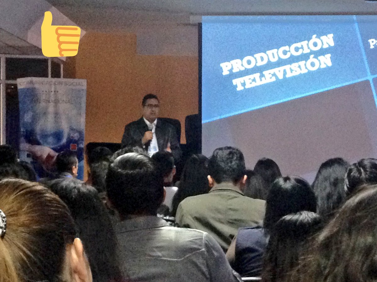 EfimelR's tweet photo. El expositor Pablo Miño inicia su conferencia con la temática acerca de Producción de tv en el Primer Seminario Internacional #ComSoMe https://t.co/JP8w7PG0r8