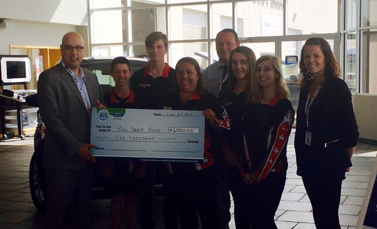 CamClarkFordRD's tweet photo. $6000 donated by @seanbell07 & #CamClarkFordRD to our @RedDeerRoyals! Thanks for helping with #Drive4UR Community. https://t.co/apEwlaQMgR