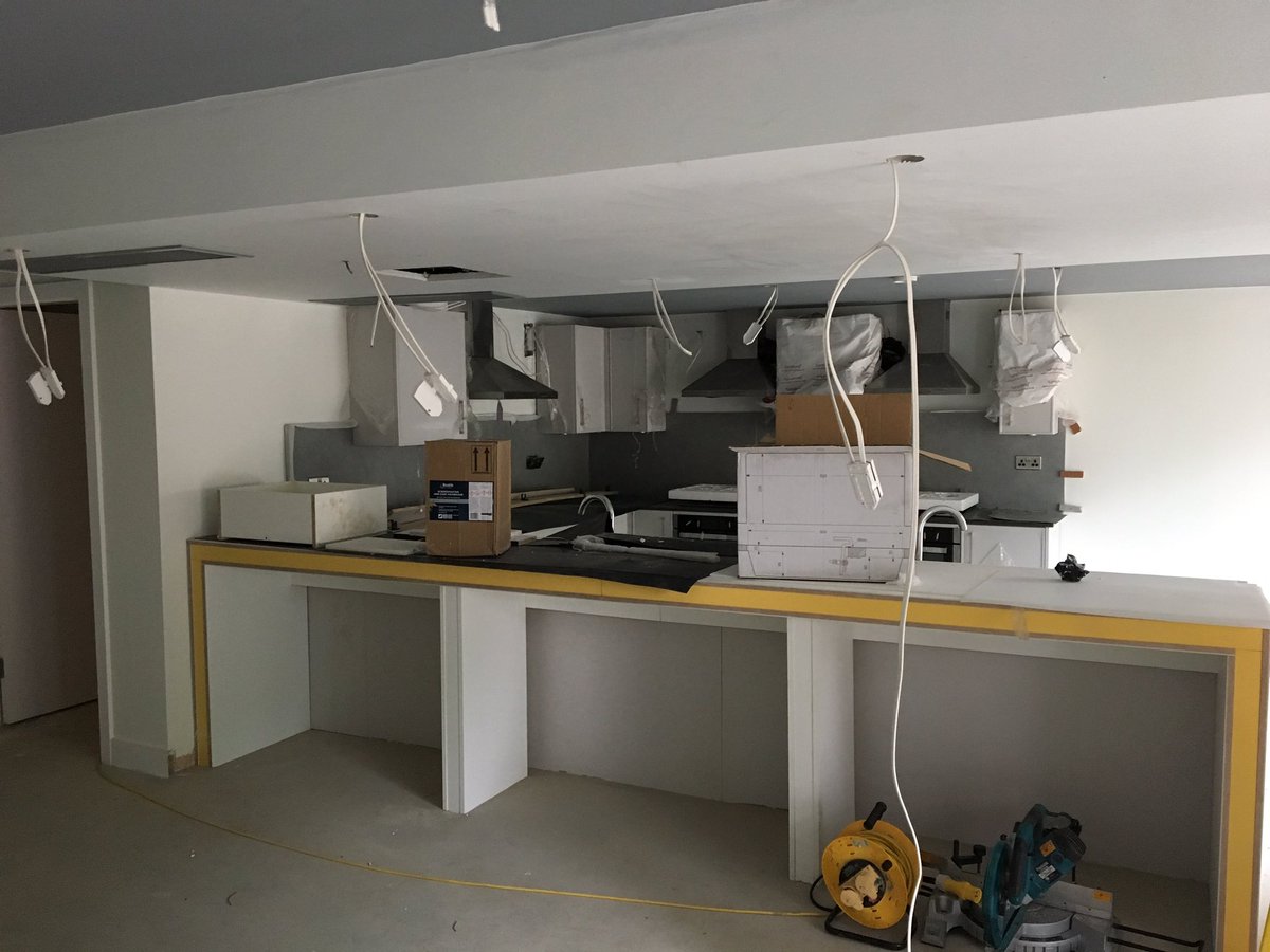 inter_elec's tweet image. Final fix electrics going in on our 230 bed student accommodation in Leeds due to hand over in the next few weeks
