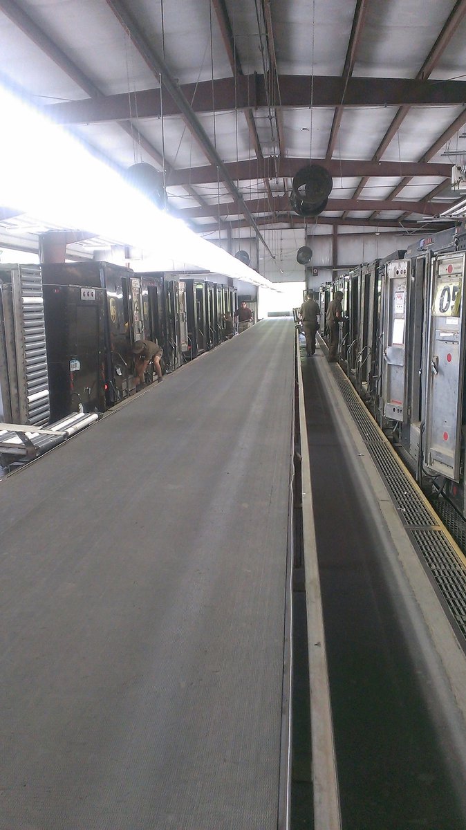 Clean belt and #doorsclosed in Denison on this Focus Friday. <a href="/CP_UPSers/">Central Plains</a>