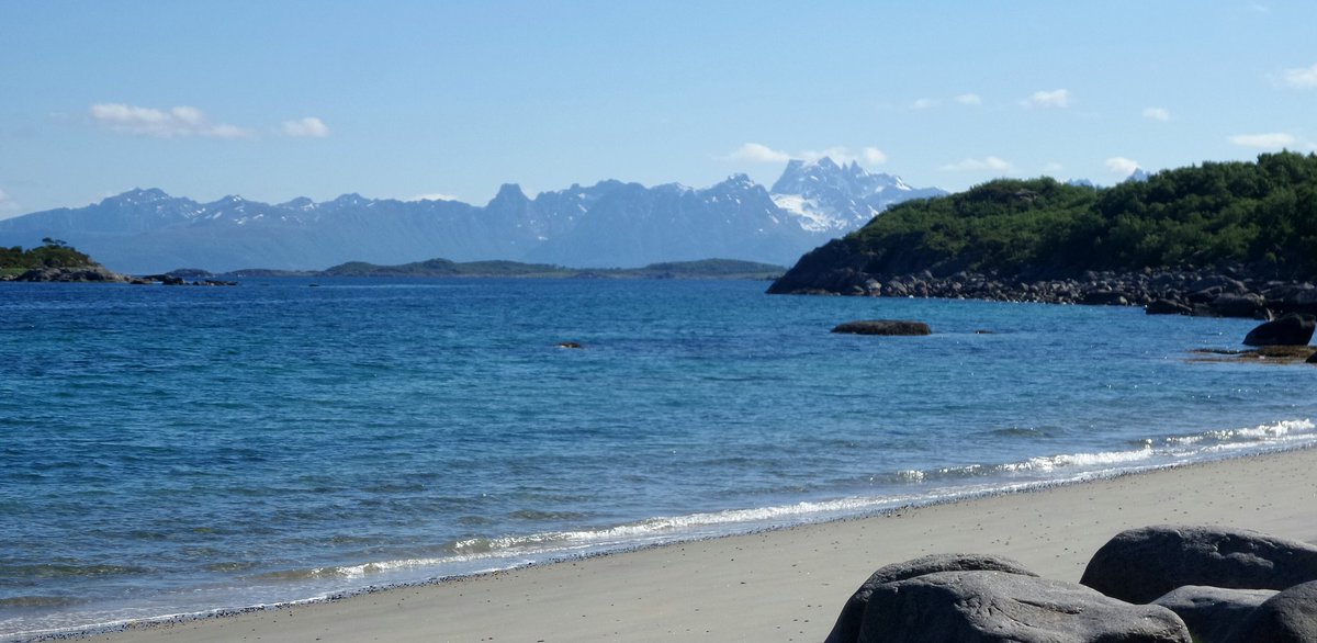 Le isole #Lofoten ci hanno ammaliato con i loro incredibili paesaggi @VisitnorwayIT #Visitnorway #Visitlofoten #Norvegia #vacanze2017