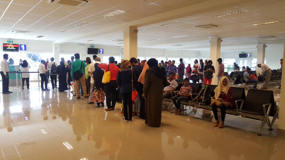 MACLmedia's tweet photo. new300capacity Departure Gates @VelanaAirport commenced its operations today for passengers to Trivandrum via @MaldivianAero #VIAdevelopment https://t.co/uUDpqz2nng