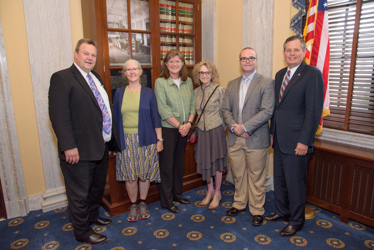 UMTeachLearn's tweet photo. Teaching &amp; Learning Professor Georgia Cobbs met with Montana Senators Jon Tester &amp; Steve Daines for Montana Coffee while attending #AACTE https://t.co/SjA030zFBa