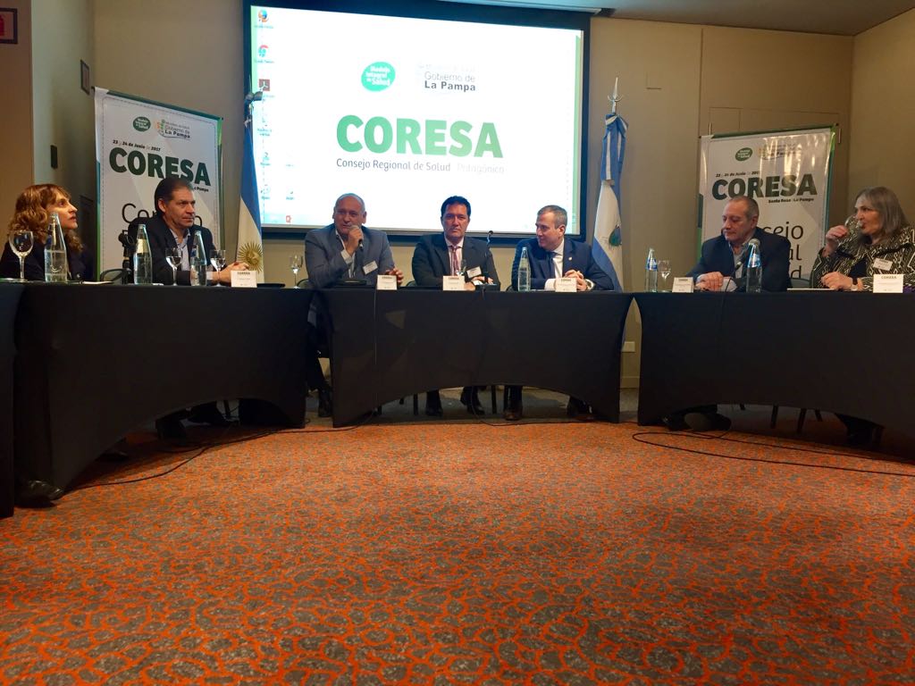 OKDanielRobledo's tweet photo. ✋🏼Participando del #ConcejoRegional de #Salud 
#Patagónico.💭
#Chubut, #Neuquén, #RioNegro y #TierradelFuego. | #BuenViernes https://t.co/SPgdlpTqMh