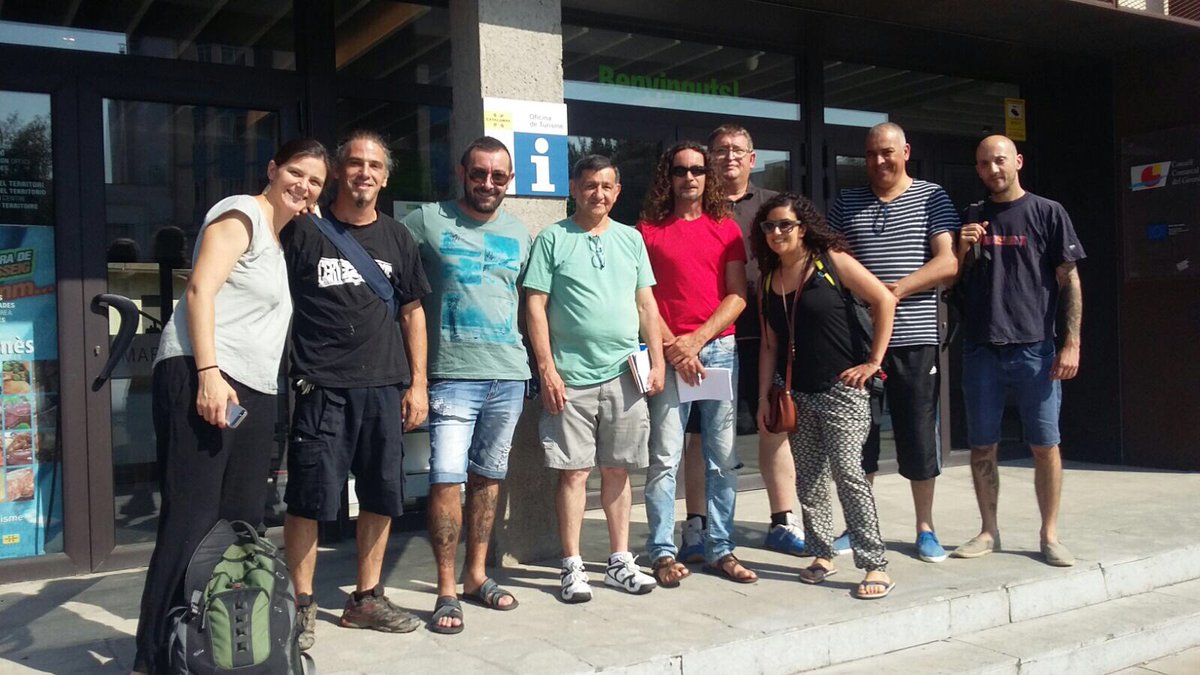IdariaCoop's tweet photo. Els Singulars Jardineria+Forestal+Coop hem visitat @ateneucoopgi @Suno_e Interessant aprendre de l'experiència d'altres coop! @EMOdeSalt https://t.co/wntvrgf7T7
