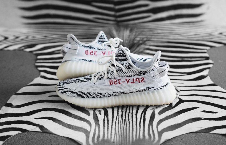 SOLELINKS's tweet photo. Ready for tomorrow? 
Check our release page for adidas Yeezy Boost 350 V2 Zebra
=> https://t.co/N7A92MepzM

Any W's yet from raffles? https://t.co/TXkU6iOSId