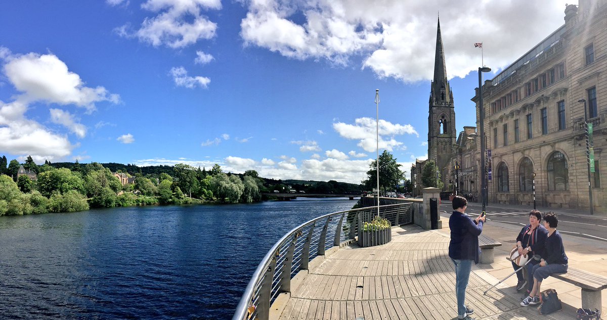 Sky cleared up after the <a href="/LifeChangesTrst/">Life Changes Trust</a> Champions Board networking event at <a href="/perthconcerthal/">Perth Concert Hall</a>! Happy weekend all 😎