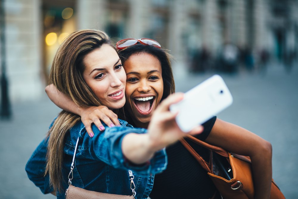 SuntoursB's tweet photo. Out on tour with @SuntoursB &amp; loving it. #travel #tgif #liveanislandlife #selfie #suntoursbarbados #millenials https://t.co/38hkvKAybb https://t.co/TLQAco7Lx5