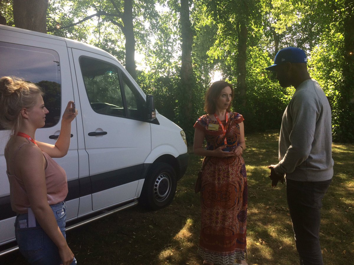 Op het <a href="/eoEvaNL/">EVA</a> eoeva zomerfestival en we hebben het super naar onze zin met de opening met  <a href="/DwightDissels/">Dwight Dissels</a> !