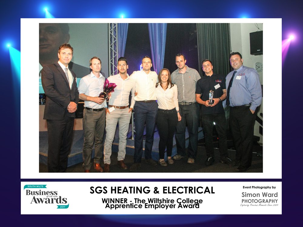 SGS_gas's tweet photo. ๐ BUSINESS OF THE YEAR & APPRENTICE EMPLOYER OF THE YEAR 2017 ๐Fantastic night from @SWBOYA17 @CityHallSalis #ThankYou #SWBOYA17 #Salisbury https://t.co/Xhi4PCmjqR