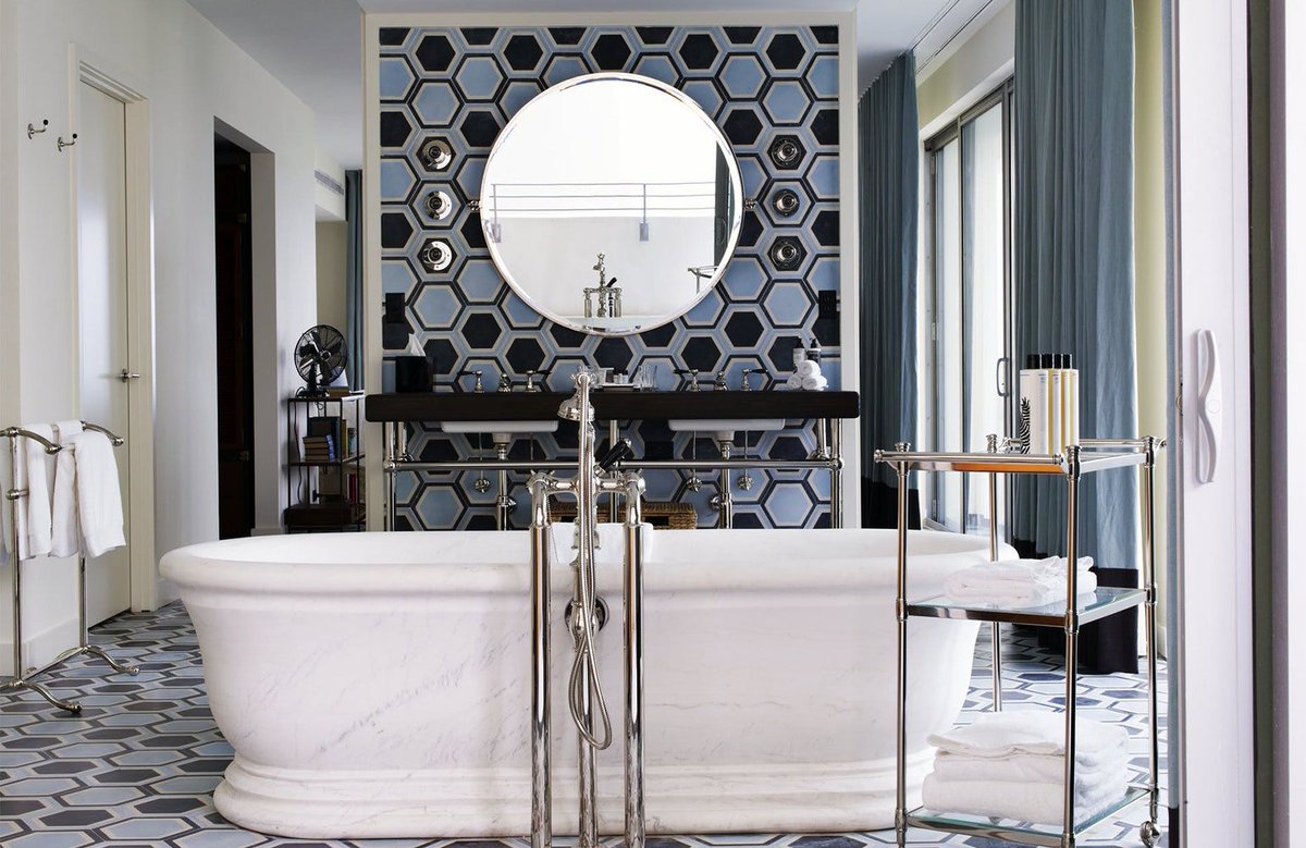 21 Colorful Flooring Ideas deringhall.com/daily-features…