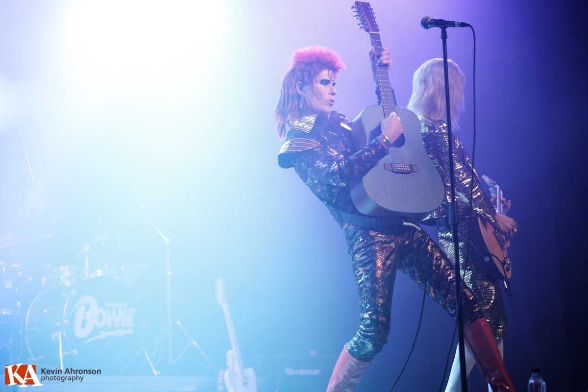 #Carlisle #DavidBowie fans! #AbsoluteBowie play <a href="/ofsCarlisle/">old fire station</a> Friday 27 October. Buy now-> goo.gl/gMVvdJ #Cumbria #Cumbriahour RT x