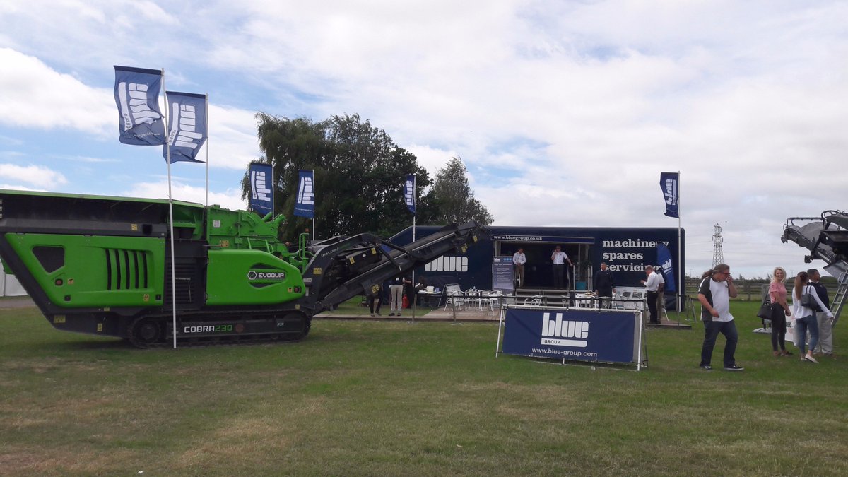 Evo_Quip's tweet image. Day 2 of Demo Expo at Hert Showgrounds, UK. @blue_machinery #compactcrushing
