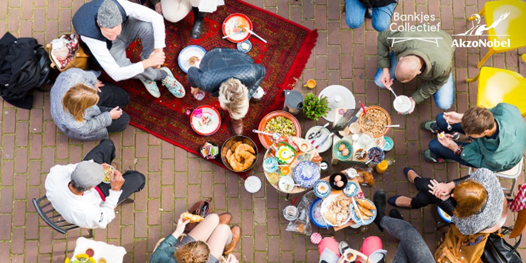 AkzoNobelNL's tweet photo. Nog één week tot het grootste openluchtcafé ter wereld! Meld je eigen bankje aan via https://t.co/jDBFxmv54j #BankjesCollectief #HumanCites https://t.co/rlYCzNoj0l