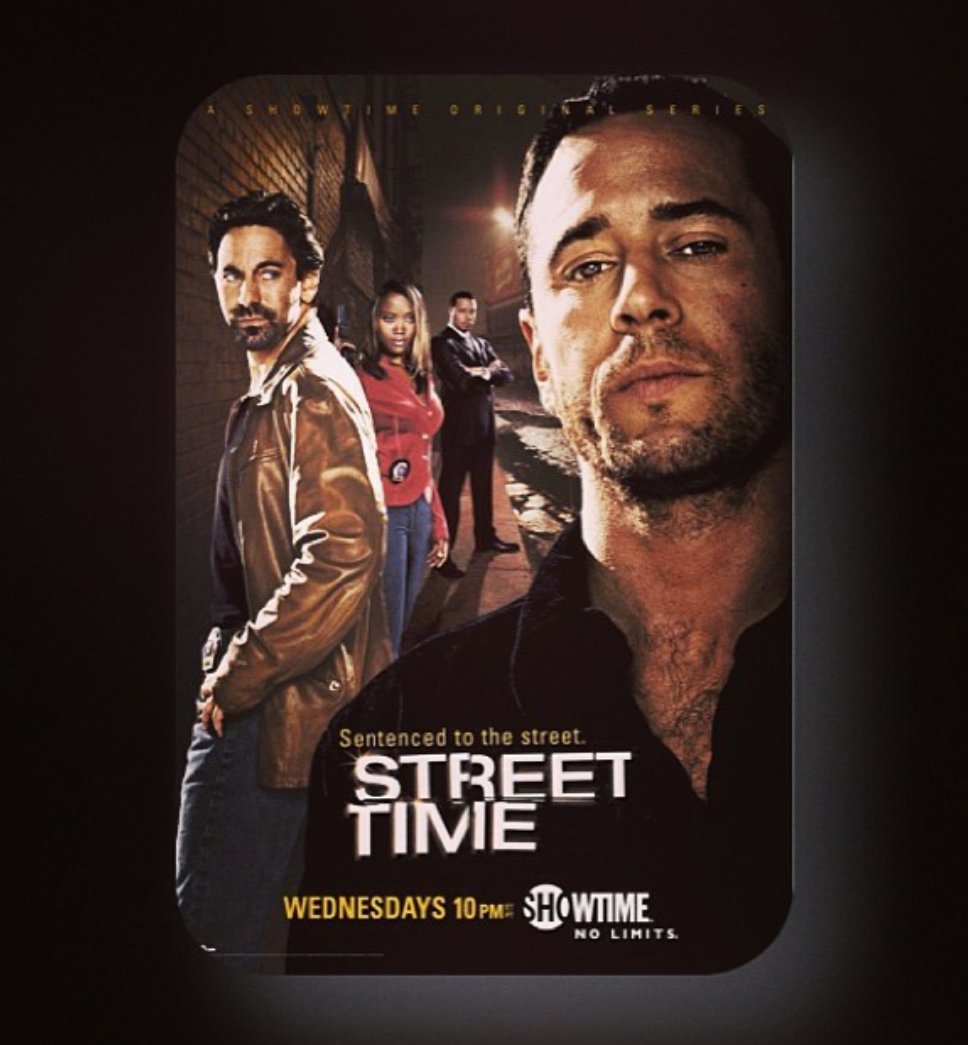 RobMorrowGFan's tweet photo. #Friday #weekend wish all #RobMorrow Fans a great day and weekend.
A pic of #StreetTime https://t.co/m929lvRSX1