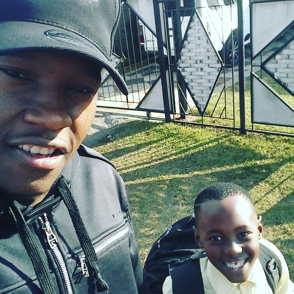 famo_rsa's tweet photo. Baby Bro https://t.co/NBC2hzbjFK