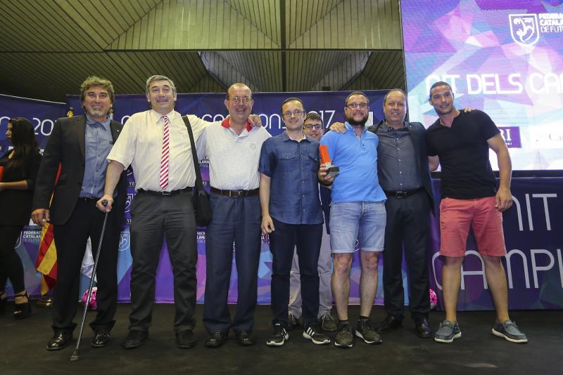 joanlopez1edp's tweet photo. Felicitats a @UE_OSOR per el titul de lliga i l ascens a tercera catalana. Un equip de un poble petit que fa vibrar a l afició de valent! https://t.co/SSqf53Ml8e