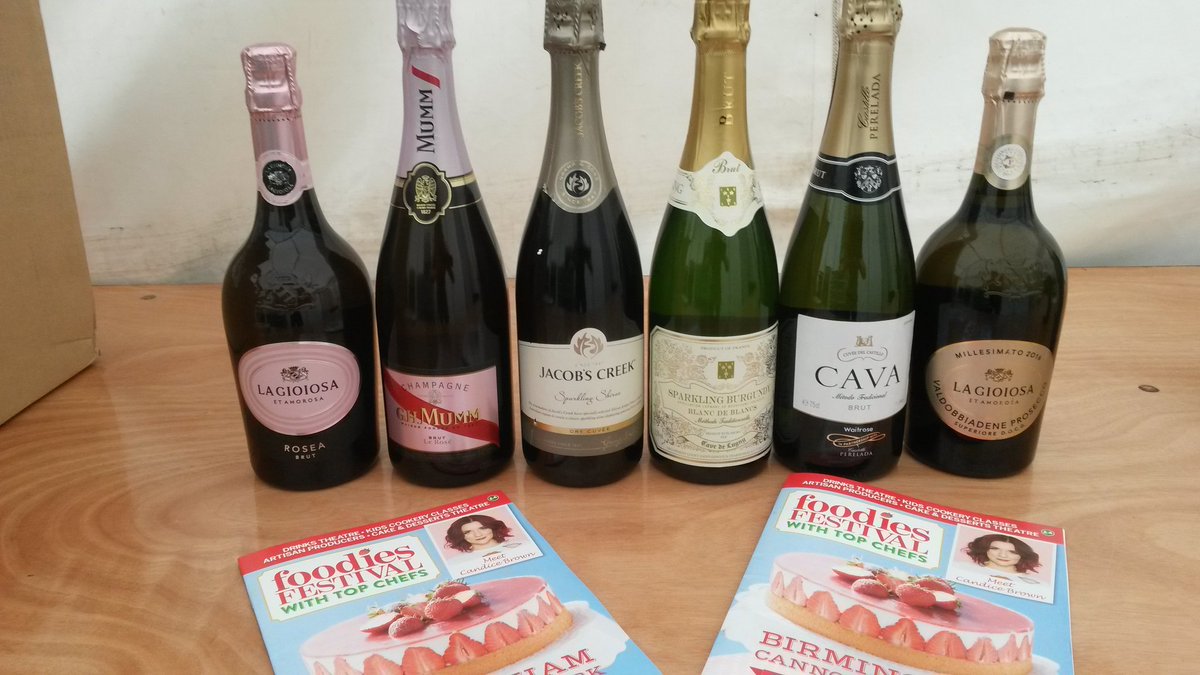 vinopatrol's tweet photo. Taste #fizz @NorthSouthWines @Pernod_Ricard @PernodRicardUK @JacobsCreek @GHMUMM #cava during my talk @foodiesfestival #Birmingham Fri &amp; Sat https://t.co/ZWnV0hKjGI