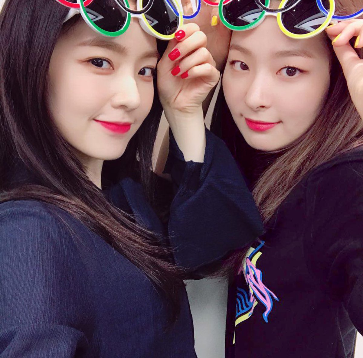 5REDVELVET tweet picture