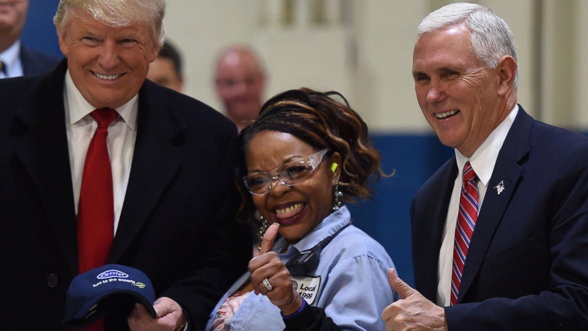 mattmfm's tweet photo. Trump duped 600 Carrier workers into thinking he saved their jobs. 

Trump got a photo op. 
Carrier got a tax break.
Workers get pink slips. https://t.co/DlZtEaHlzA