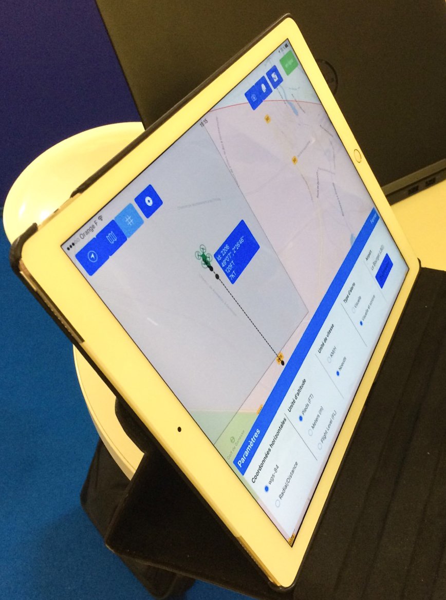 GroupeADP's tweet photo. #Hologarde, new solution  @GroupeADP @DSNAServices for long-distance #drone detection tested at #PAS17 #Innovation https://t.co/AYaRvDP5zy https://t.co/sP9evmaOKH