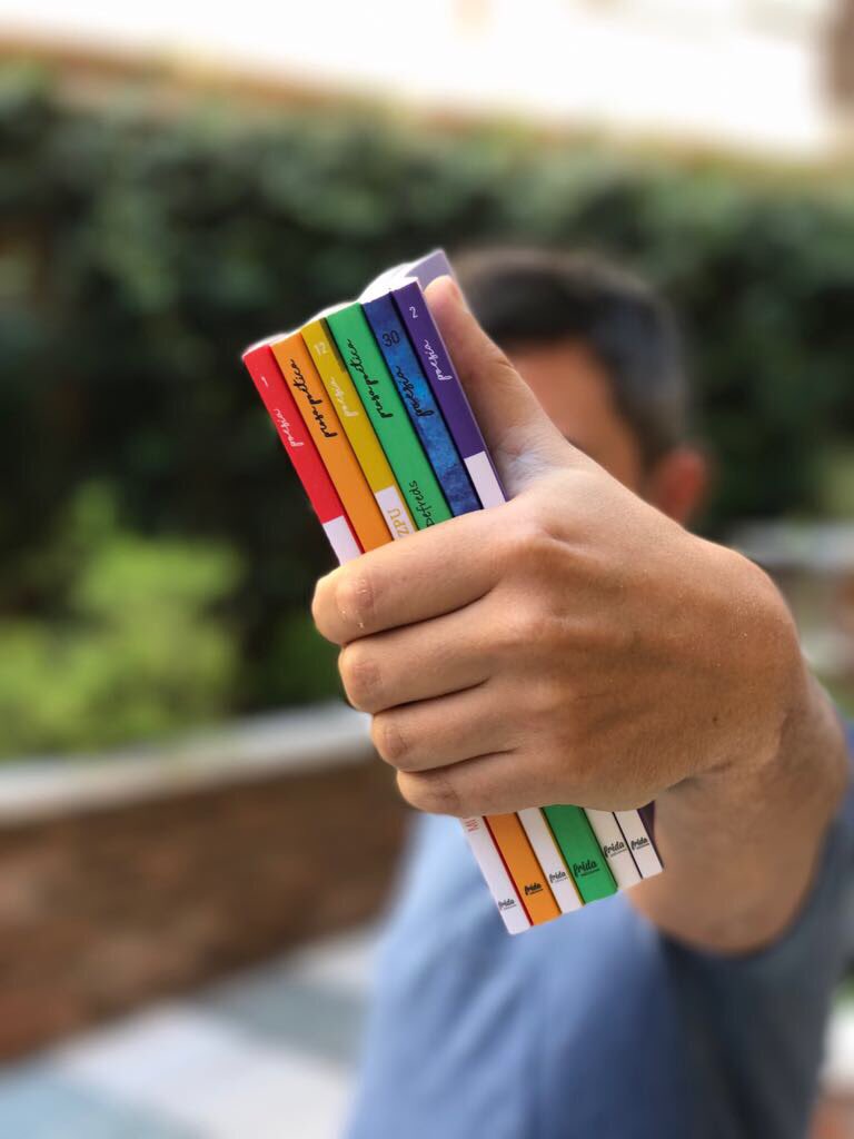 MueveTuLengua_'s tweet photo. Folla con quien quieras, pero por favor, lee. 

#Worldpride2017 #lgtb https://t.co/fUwbRbbzOn