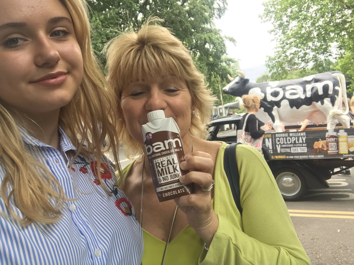 JillBennettIC's tweet photo. Love it @BamLifeDrink #bamselfie https://t.co/b9R74uQIUX