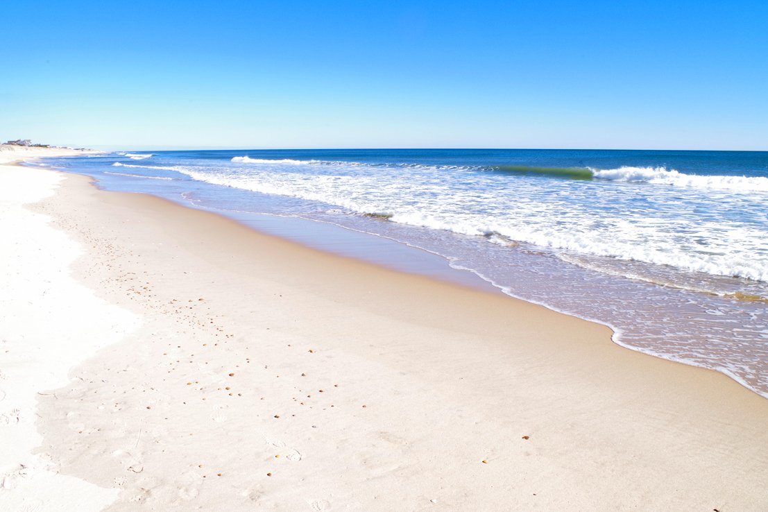 KatherineCHE's tweet photo. All SPRING long I been prayin 4some sun &amp; we got it! #InTheHamptons #LongIsland #NewYork #Beach #Summer https://t.co/zKuZBE1G2y #SummerMusic https://t.co/qxqYrDjhfK