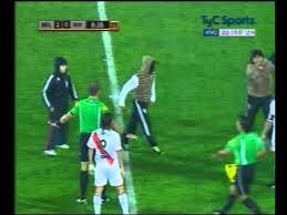 leandrovaldes12's tweet photo. Ayer fue el aniversario de esto👇y lo conmemoran a puro doping. Espero respeten el de la puerta 12 y el 26 de junio pasenla lindo en Asunción https://t.co/TmViCwCPeh