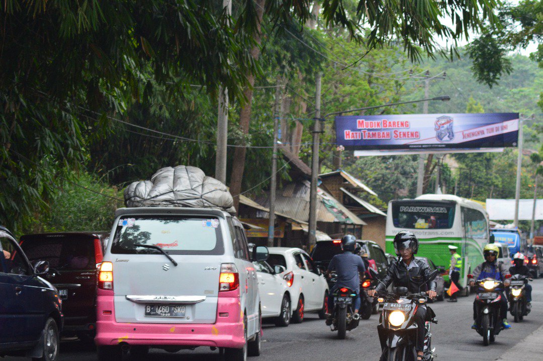 Relawan CS tweet media