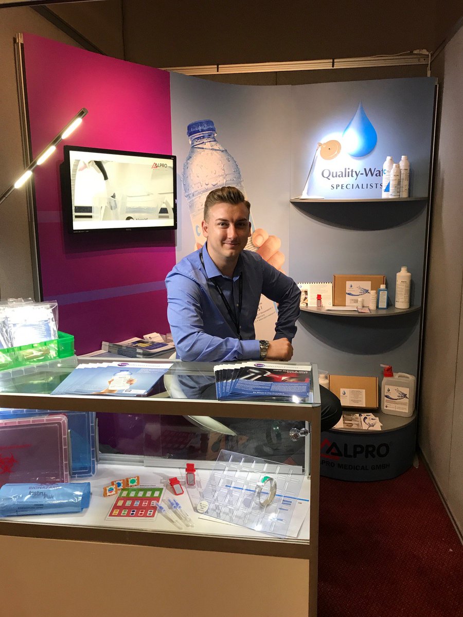 aurainfection's tweet photo. Hope you're enjoying #starsofdentistry so far. Don't forget to grab your free Sampler from Adam at stand 11! #DUWL #FreebieFriday #aura https://t.co/11suV2ekV8