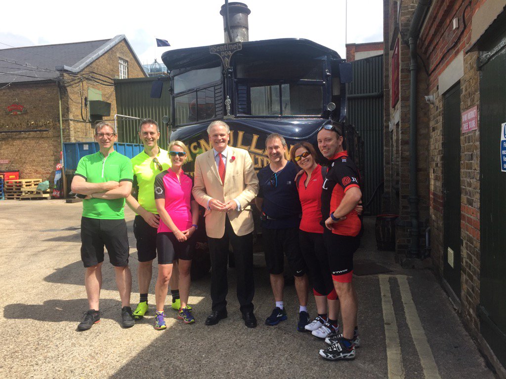 windycitymatt's tweet photo. Great tour @McMullens1827 thank you for having us and for the @JDRFUK donation. Much appreciated. @andygermanjll 🚲🍺 https://t.co/FAu9b2ALGT