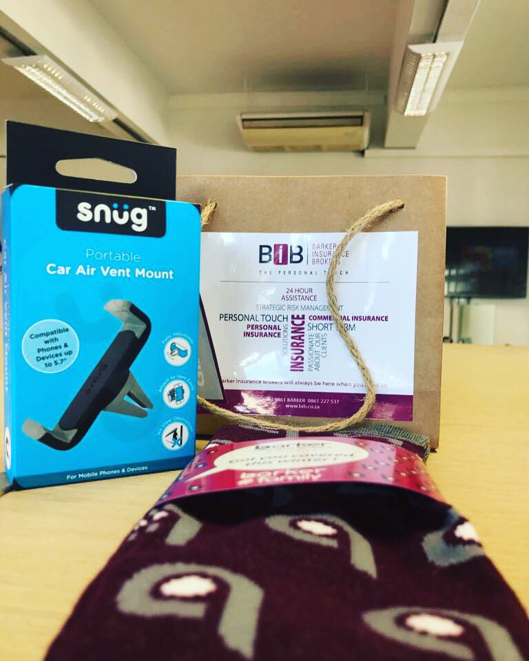 cnandco's tweet photo. Thanks for the clever and thoughtful gifts from @barker_bib (our brokers) #family https://t.co/yJ6uXVhSTc