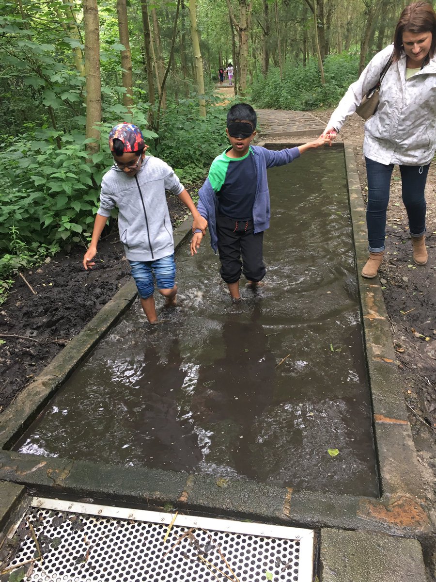 6Sobia's tweet photo. Barefoot walk @MerrydaleJunior https://t.co/W5IKIHT0Bj