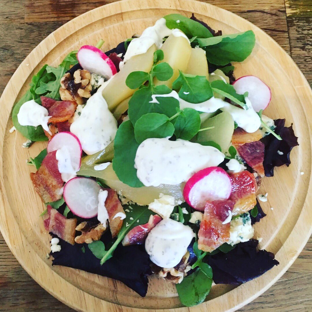 ScrumptiousTea's tweet photo. #salad today,poached pears, #Stilton crispy bacon,walnut &amp; fresh herb &amp;yogurt dressing #summertime #healthyeating #essex #awardwinning https://t.co/vSnj89yvIB