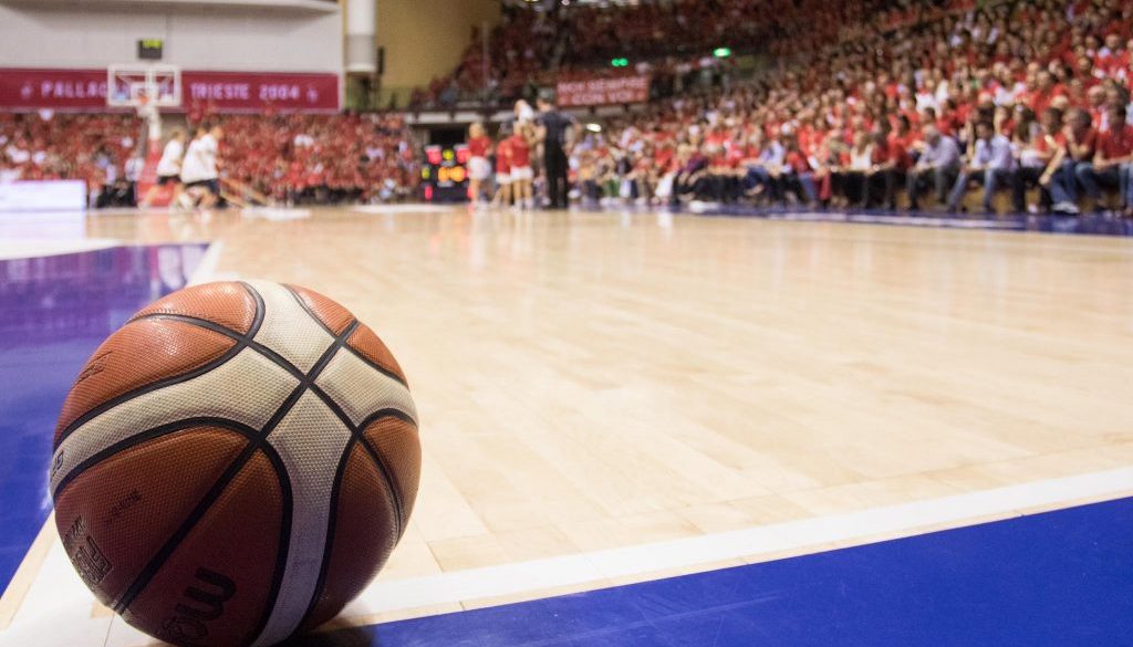 PallTrieste's tweet photo. ⚠️ Oggi, 23/6, presentazione di Juan Manuel Fernandez, nuovo giocatore #biancorosso. Ore 18.30 sala stampa dell'#AlmaArena ⚪️🔴 #almamania https://t.co/wF1wSdU7q1