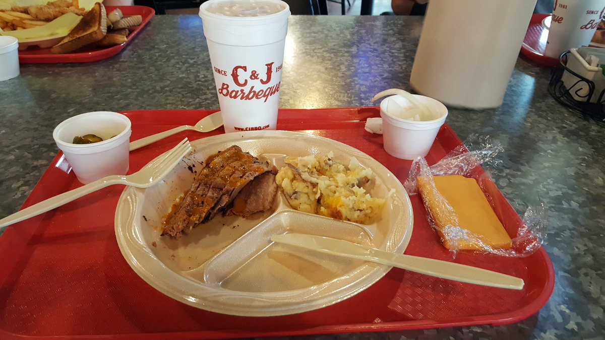 kvandewalle's tweet photo. #fssflavortown has been treating me well!!! #fss15 #needatreadmill https://t.co/ZZwux1Lb9b