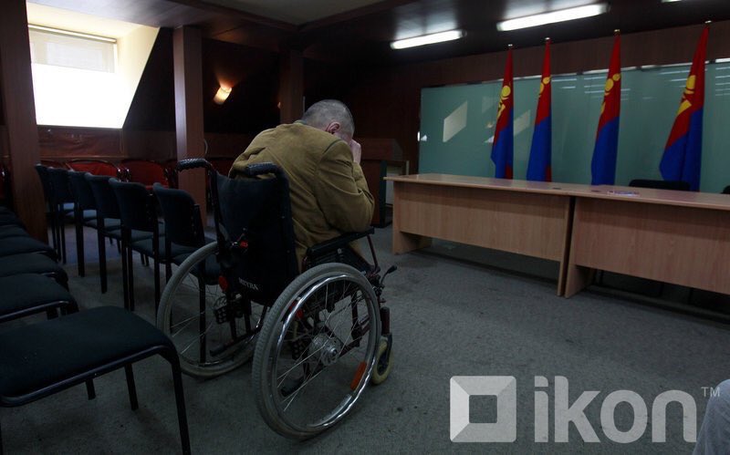 Хүчирхийлүүлсэн ИРГЭД  ийм хариу барьдаг юм. ЗА ЮУ! ikon.mn/opinion/11n7 via <a href="/ikonnews/">iKonNews</a>